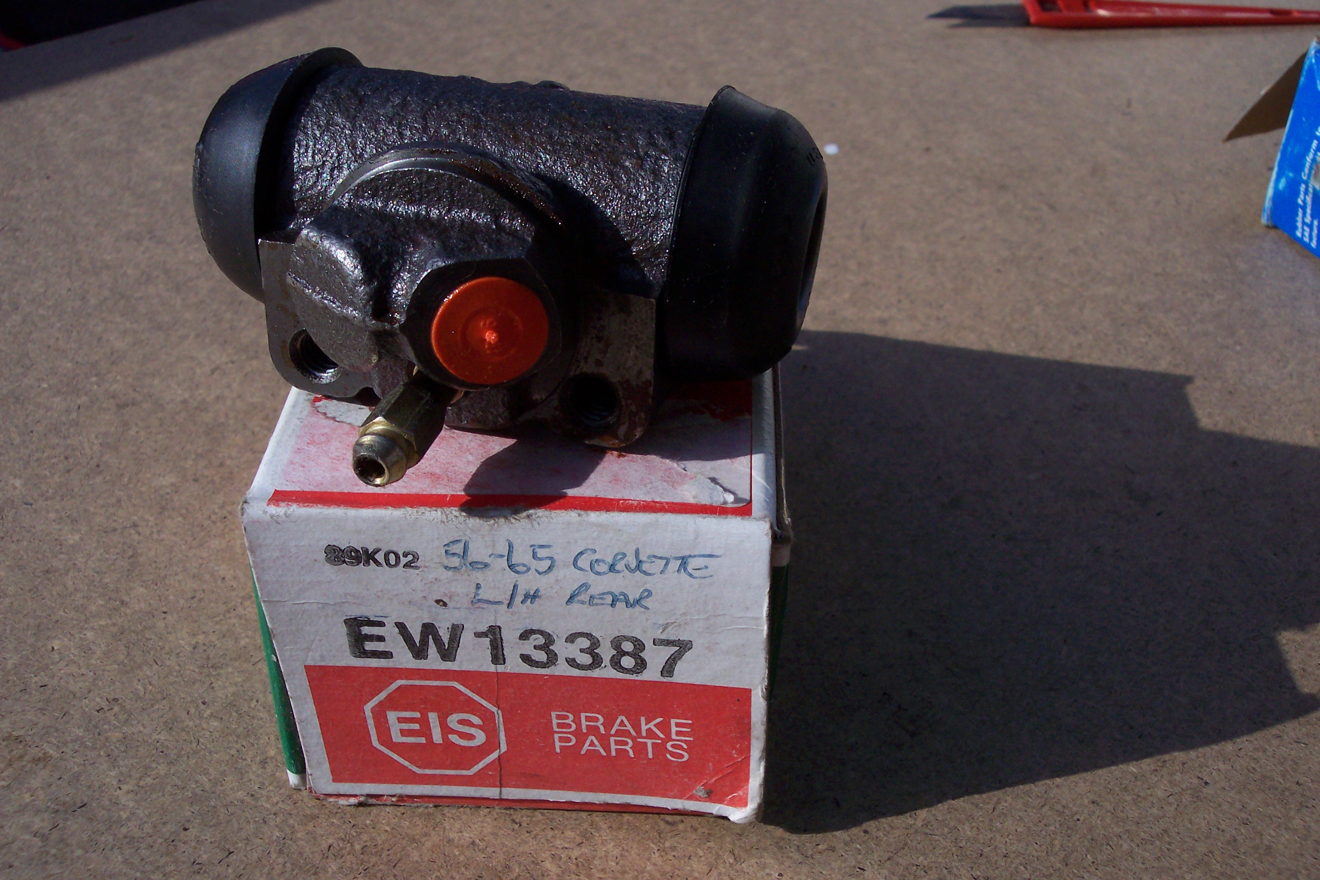 EW13387.JPG